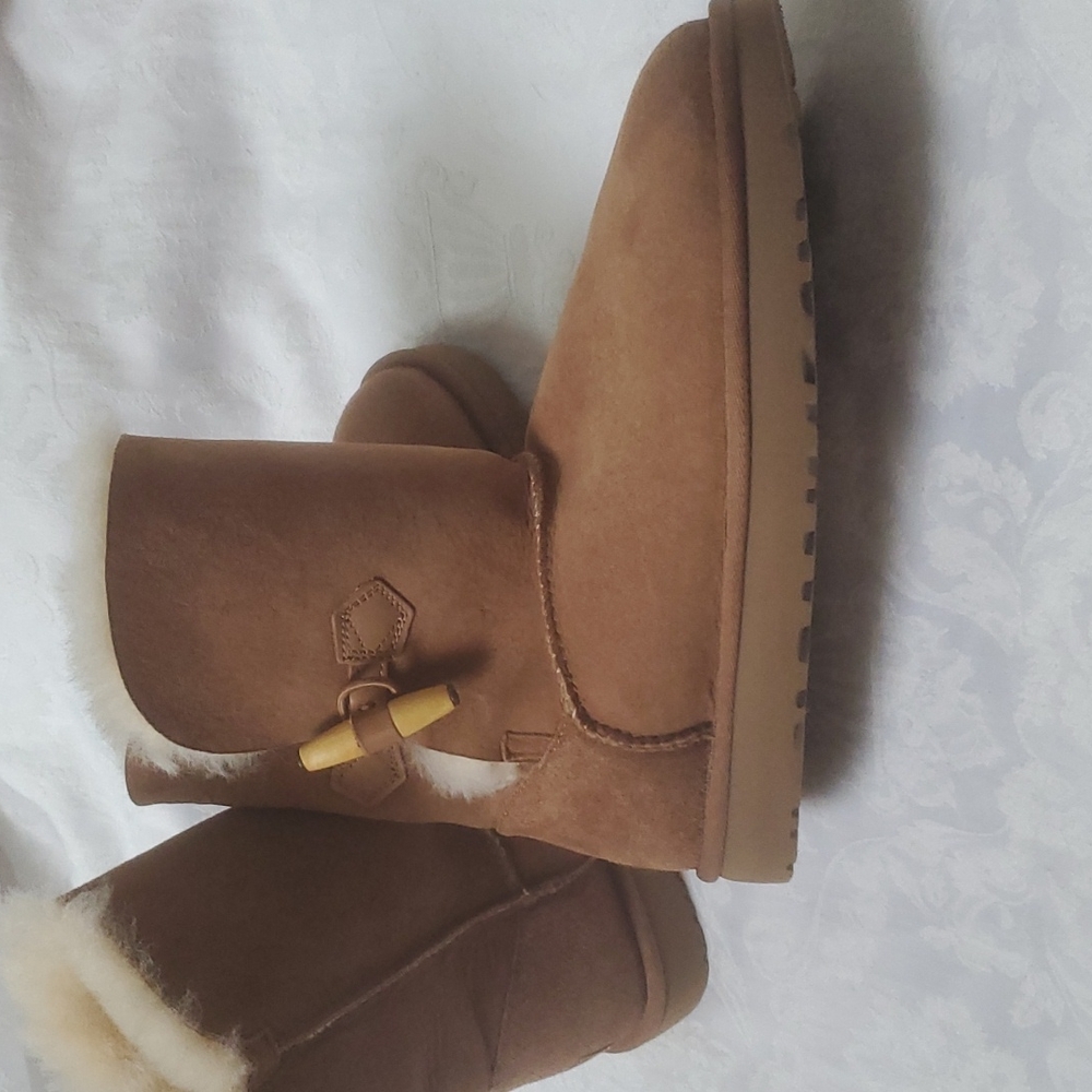 Women's Ugg  Keely Boots - Picture 2 of 7